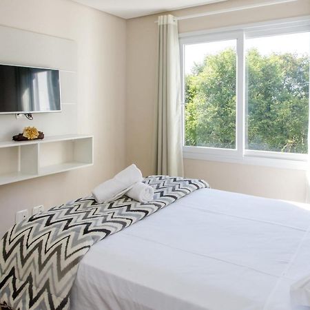 Apto De 2 Quartos Acomoda Até 6 Hóspedes Gramado Esterno foto